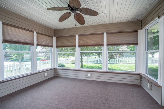 5802 Heather Avenue, Davenport, IA 52807