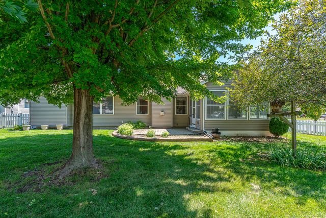 5802 Heather Avenue, Davenport, IA 52807