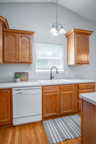5802 Heather Avenue, Davenport, IA 52807