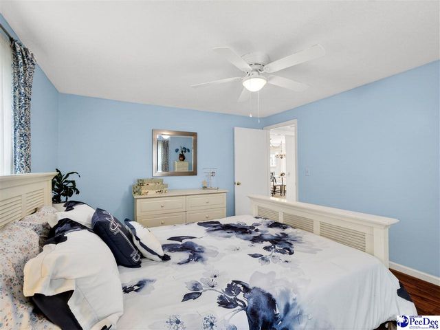 1033 E Carolina Ave, Hartsville, SC 29550