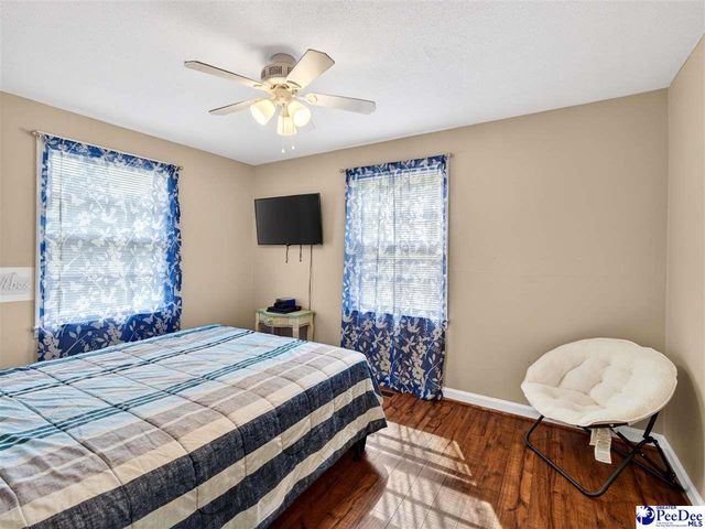 1033 E Carolina Ave, Hartsville, SC 29550