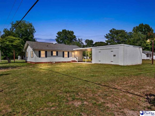 1033 E Carolina Ave, Hartsville, SC 29550