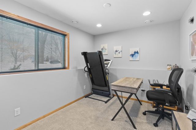 5462 Kalenda Drive NE, Albertville, MN 55301