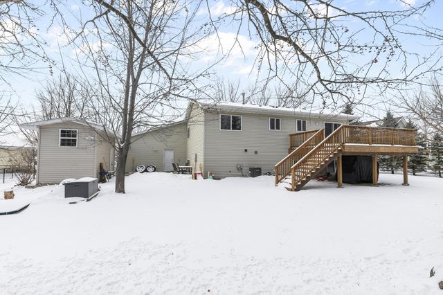 5462 Kalenda Drive NE, Albertville, MN 55301