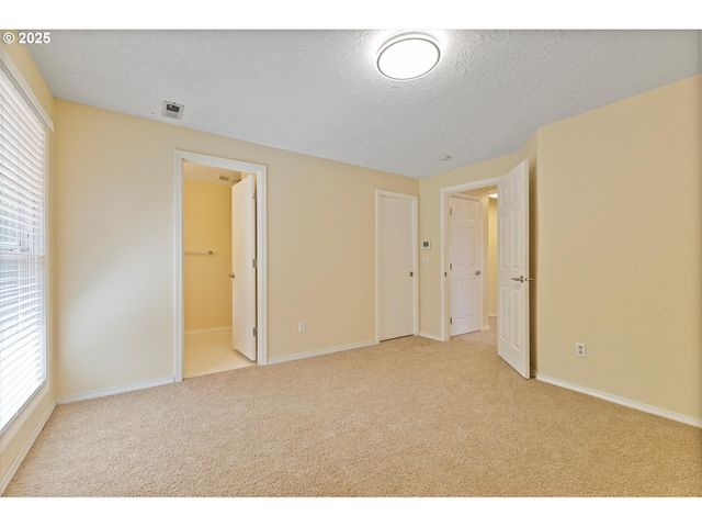 15176 Sw KILCHIS Ct, Beaverton, OR 97007