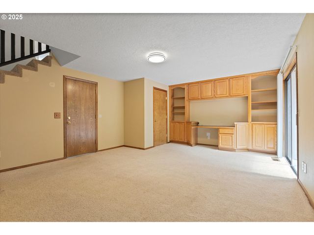 15176 Sw KILCHIS Ct, Beaverton, OR 97007