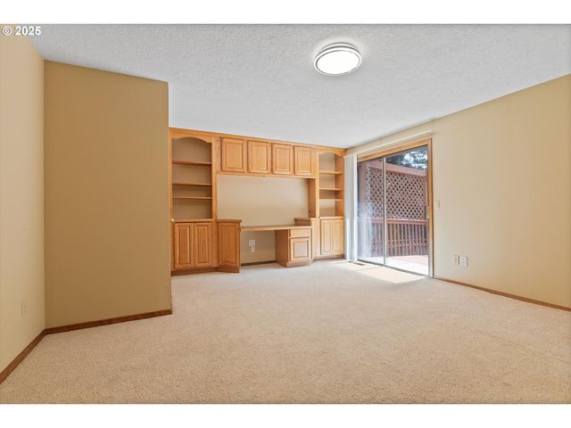 15176 Sw KILCHIS Ct, Beaverton, OR 97007