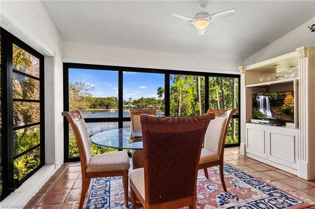 15470 Cedarwood LN 201, Naples, FL 34110