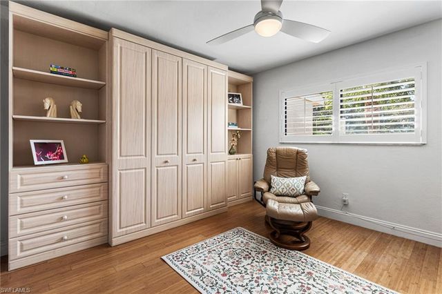 15470 Cedarwood LN 201, Naples, FL 34110