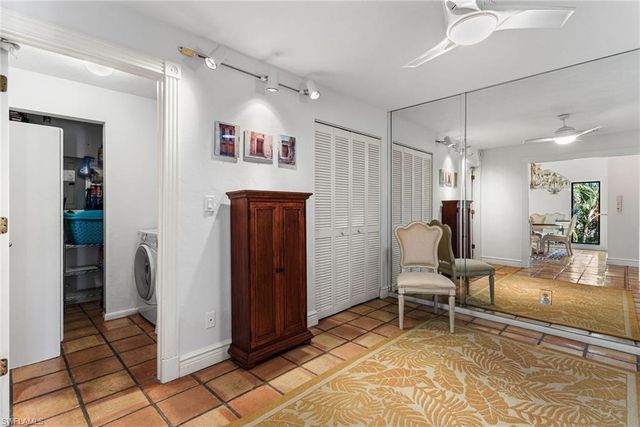 15470 Cedarwood LN 201, Naples, FL 34110