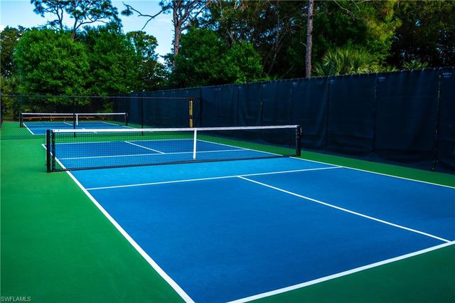 15470 Cedarwood LN 201, Naples, FL 34110