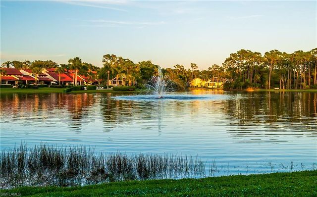 15470 Cedarwood LN 201, Naples, FL 34110