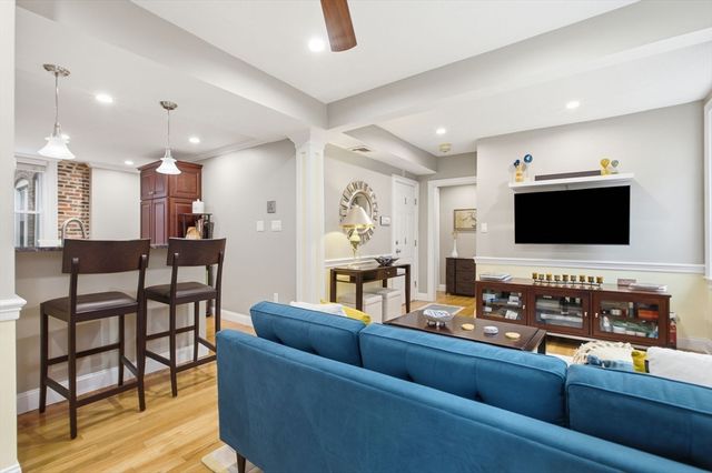 34 Clark St 5, Boston, MA 02109