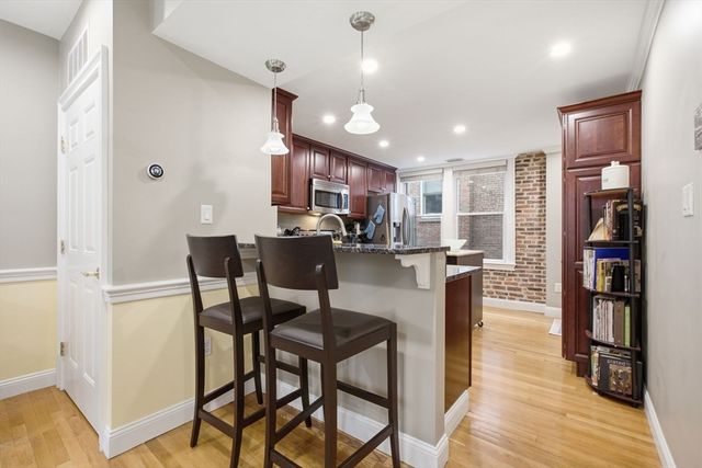 34 Clark St 5, Boston, MA 02109