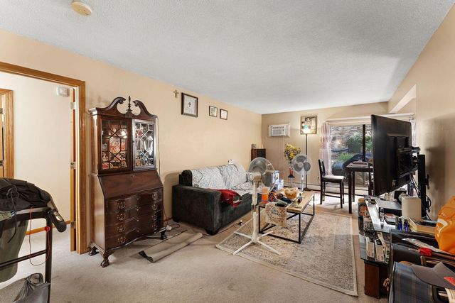4512 Cedar Lake Road S 3, Saint Louis Park, MN 55416