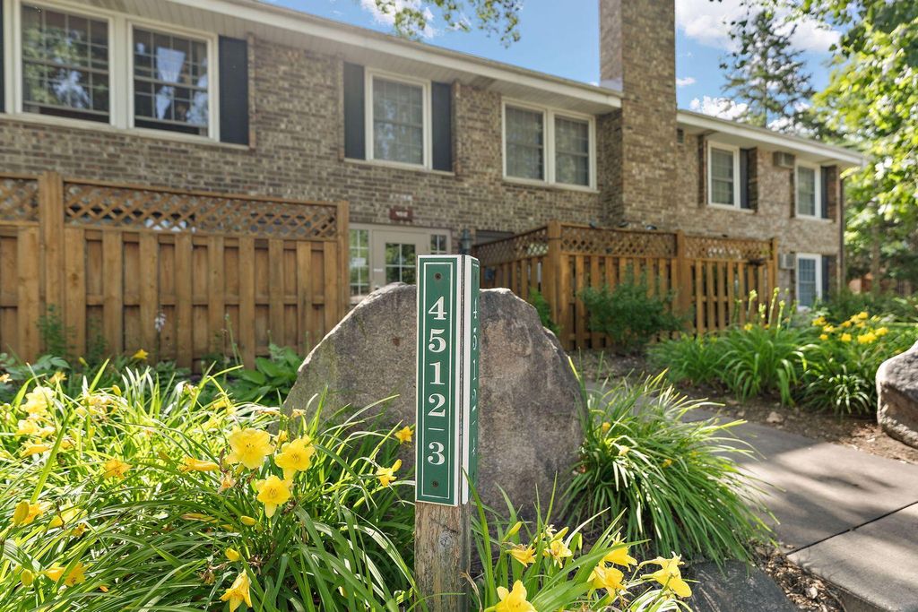 4512 Cedar Lake Road S 3, Saint Louis Park, MN 55416