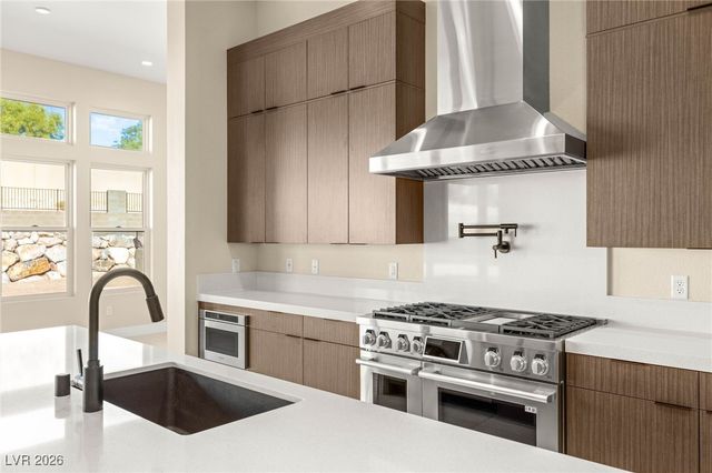 11014 Horizon Ledge Avenue, Las Vegas, NV 89135