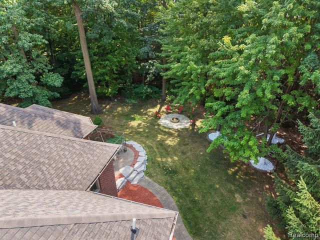 52018 Loon Court, Utica, MI 48315