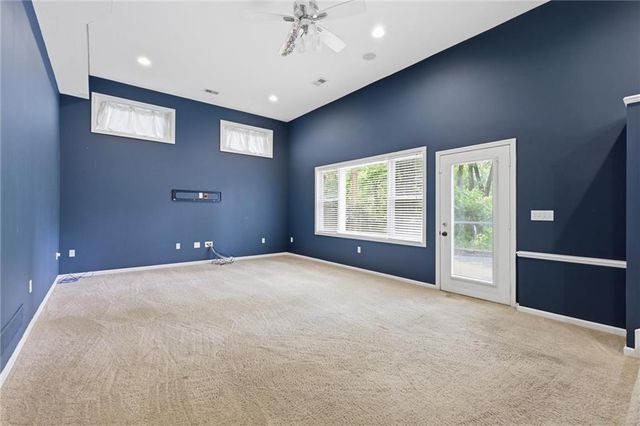 7612 Eby Avenue, Overland Park, KS 66204