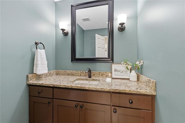 7612 Eby Avenue, Overland Park, KS 66204