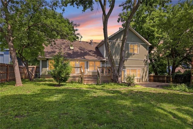 7612 Eby Avenue, Overland Park, KS 66204