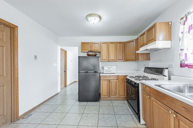 2648 123rd Street, Blue Island, IL 60406