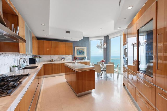 16051 Collins Avenue 3404, Sunny Isles Beach, FL 33160