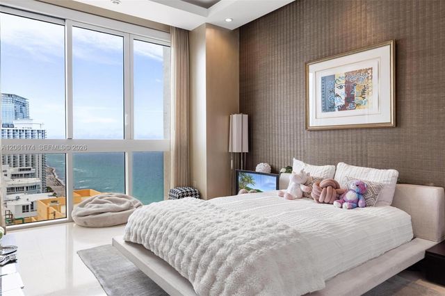 16051 Collins Avenue 3404, Sunny Isles Beach, FL 33160