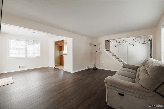 365 Belmeade Road, Irondequoit, NY 14617