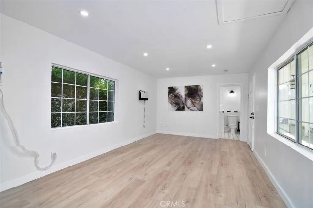 5352 Tampa Avenue, Tarzana, CA 91356