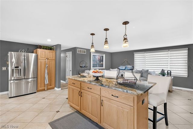 1210 Killian Road, Akron, OH 44312