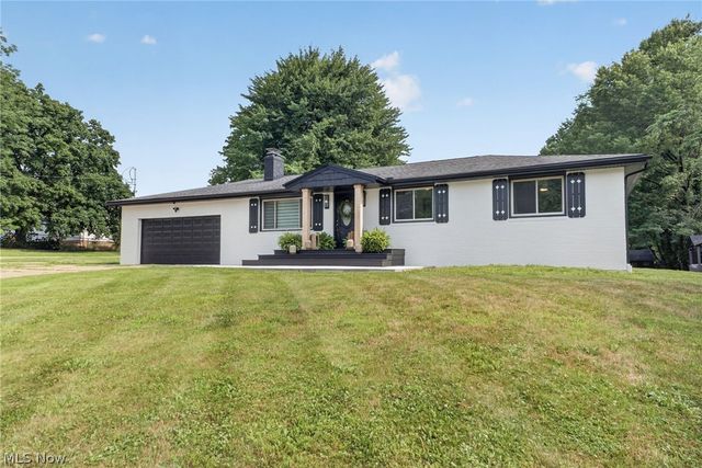 1210 Killian Road, Akron, OH 44312