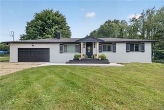 1210 Killian Road, Akron, OH 44312