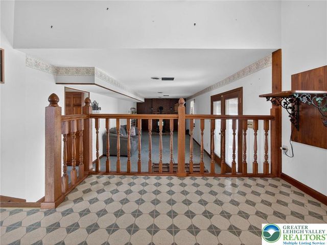 454 Spruce Lane, Lower Nazareth Twp, PA 18064