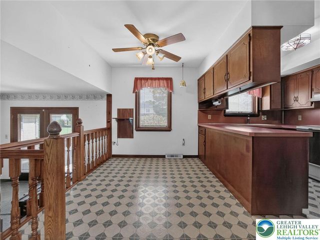 454 Spruce Lane, Lower Nazareth Twp, PA 18064