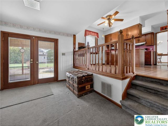 454 Spruce Lane, Lower Nazareth Twp, PA 18064