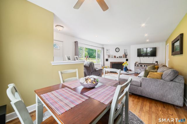 15 Evergreen Drive, Southbury, CT 06488