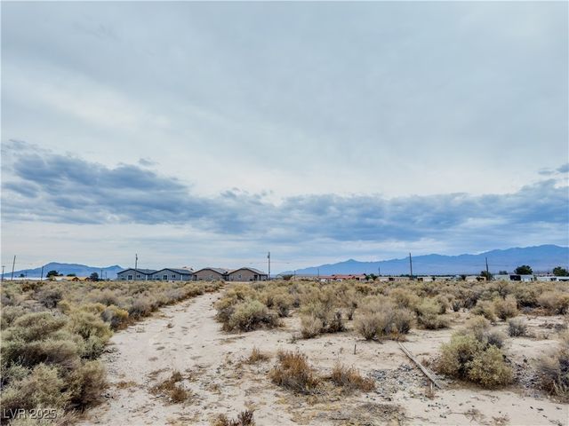 1971 East Deputy Street, Pahrump, NV 89048