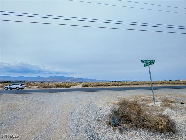 1971 East Deputy Street, Pahrump, NV 89048