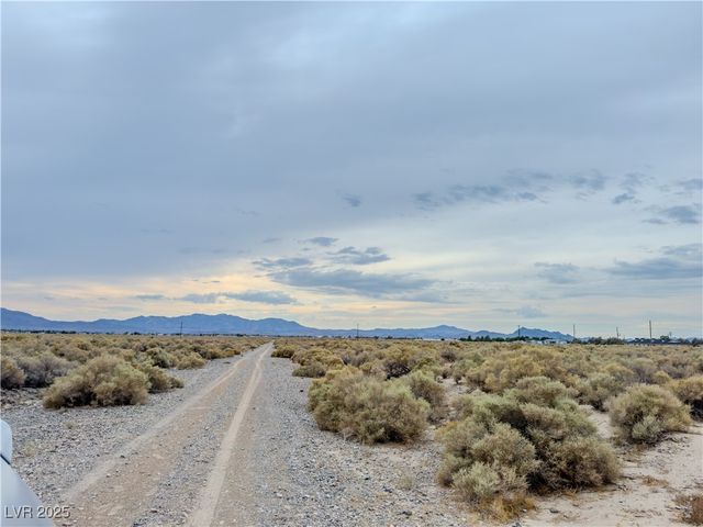 1971 East Deputy Street, Pahrump, NV 89048