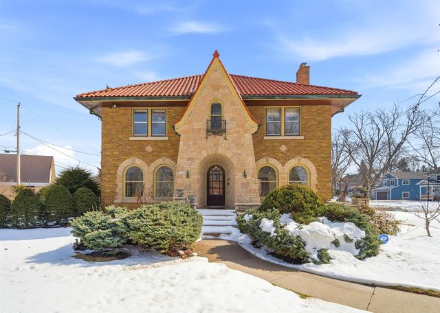 145 COTTAGE AVENUE, Fond Du Lac, WI 54935