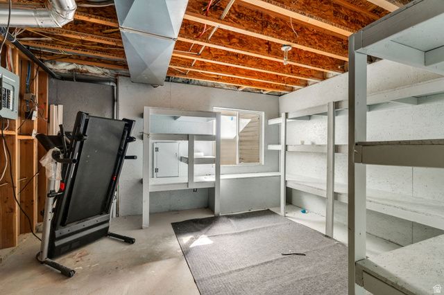 182 E APARICIO DR, Tooele, UT 84074