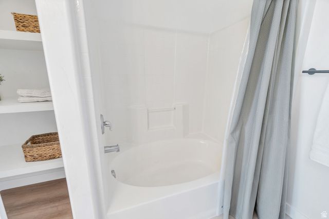 182 E APARICIO DR, Tooele, UT 84074