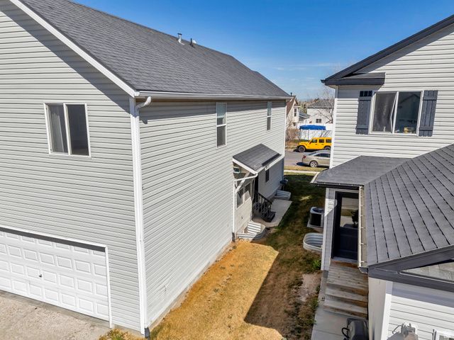 182 E APARICIO DR, Tooele, UT 84074