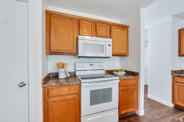 182 E APARICIO DR, Tooele, UT 84074