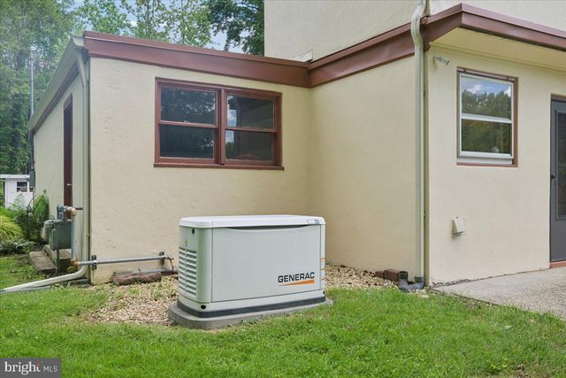 3 CEDAR COURT, Roosevelt, NJ 08555