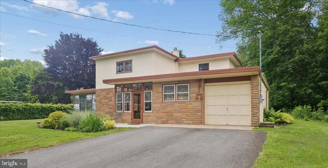 3 CEDAR COURT, Roosevelt, NJ 08555