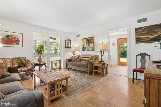 3 CEDAR COURT, Roosevelt, NJ 08555