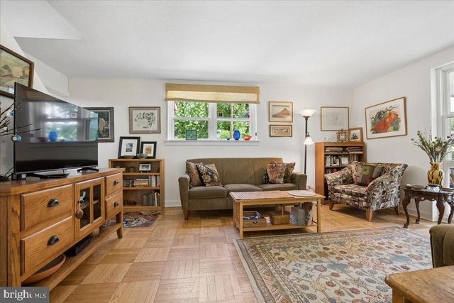 3 CEDAR COURT, Roosevelt, NJ 08555