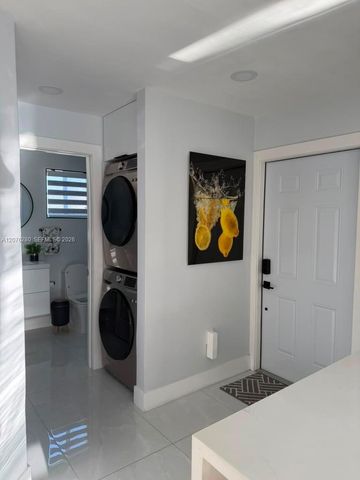 1180 NW 124th Place 208, Miami, FL 33182